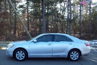 Toyota Camry 4d Wagon LS (V8) Sedan