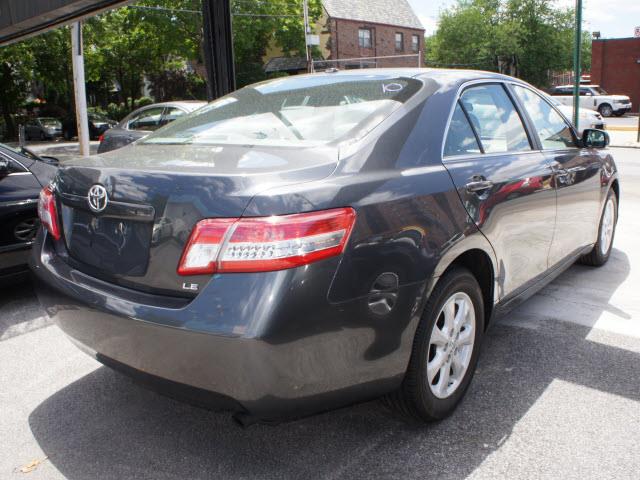 Toyota Camry 2010 photo 1