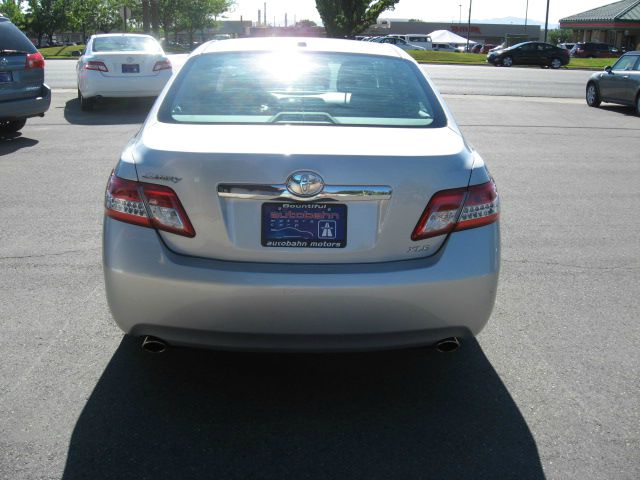 Toyota Camry 2010 photo 1