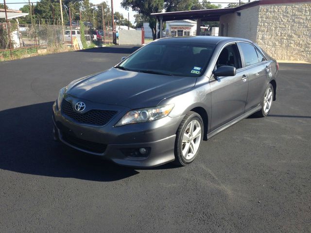 Toyota Camry 2010 photo 1