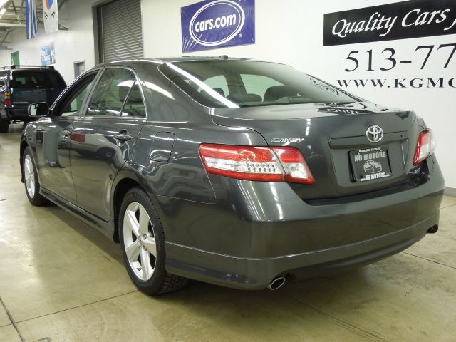 Toyota Camry FX4 Super Crew 4x4 Sedan