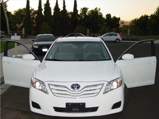 Toyota Camry X Sedan