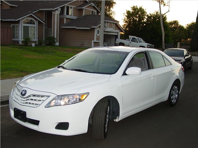 Toyota Camry 2010 photo 2