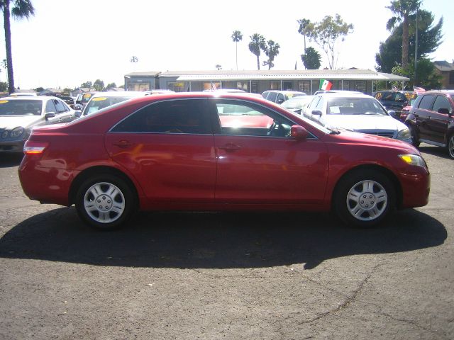 Toyota Camry 2010 photo 2