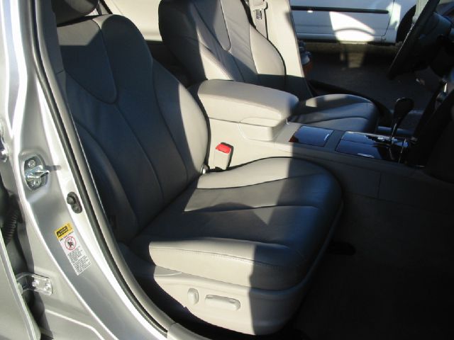 Toyota Camry 2010 photo 2