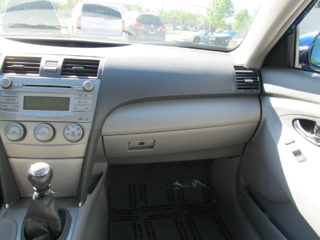 Toyota Camry 2010 photo 15