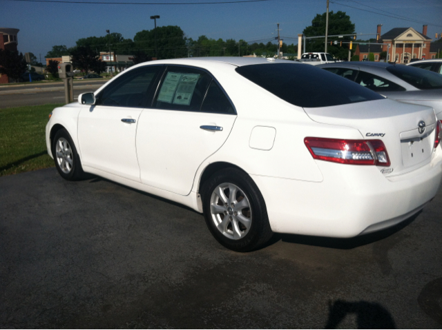 Toyota Camry 2010 photo 2