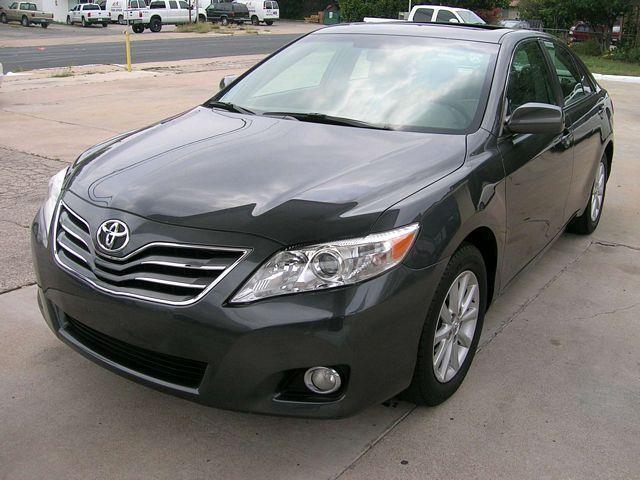 Toyota Camry 2010 photo 1