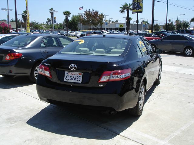 Toyota Camry 2010 photo 1