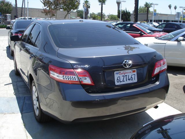 Toyota Camry 2010 photo 2