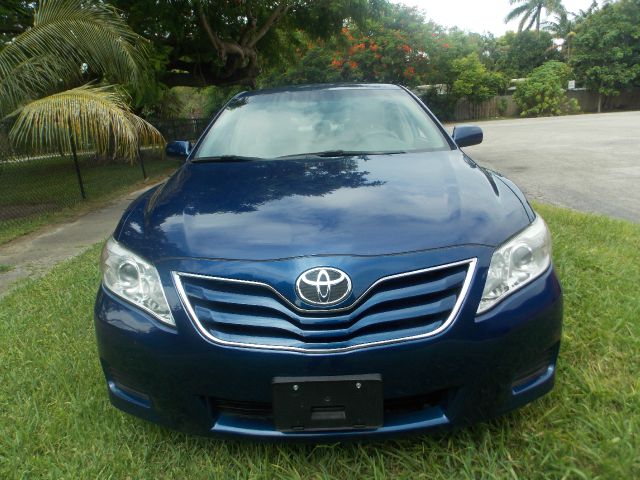 Toyota Camry 2010 photo 1