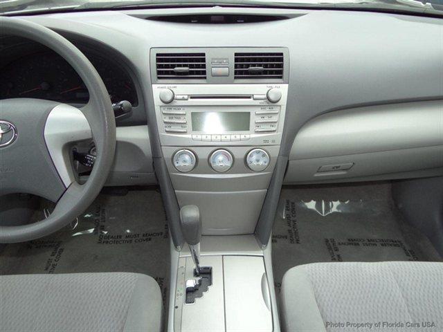 Toyota Camry 2010 photo 15