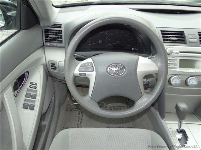 Toyota Camry 2010 photo 16