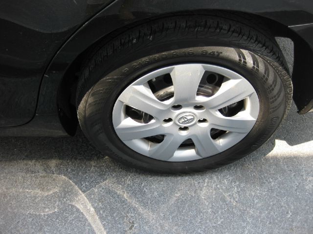 Toyota Camry 2010 photo 1