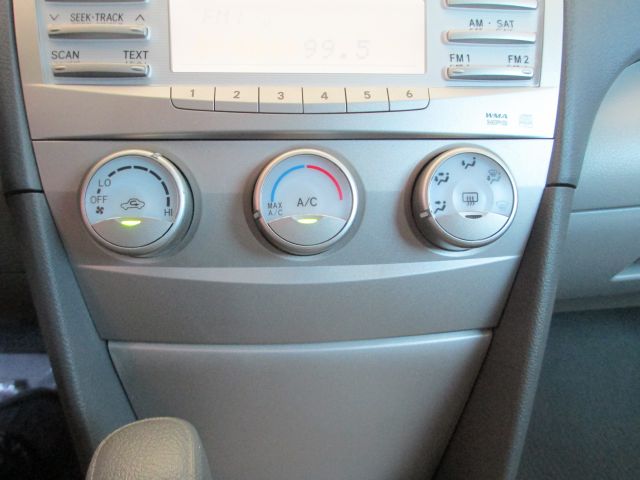 Toyota Camry 2010 photo 1