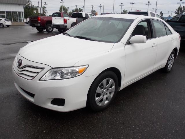 Toyota Camry 2010 photo 2