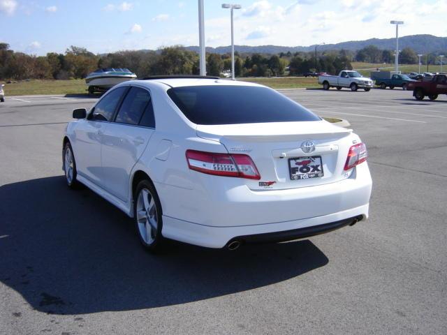 Toyota Camry 2010 photo 2