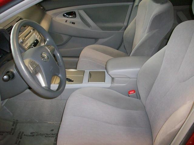 Toyota Camry 2010 photo 1