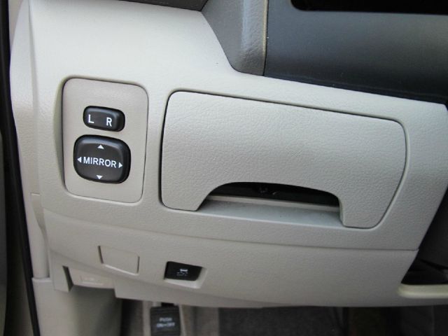 Toyota Camry 2010 photo 34