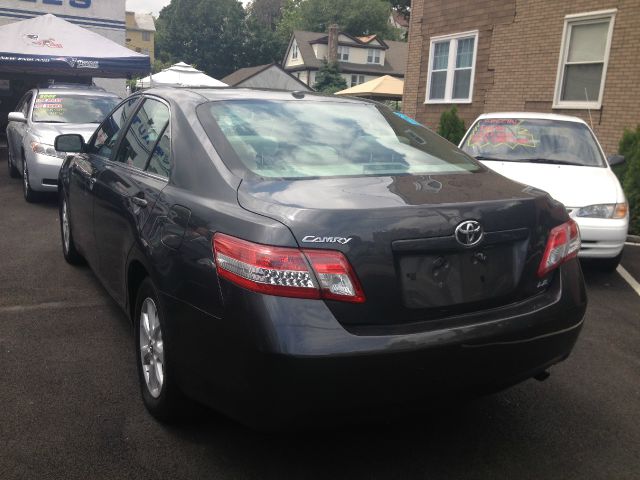 Toyota Camry 2010 photo 2