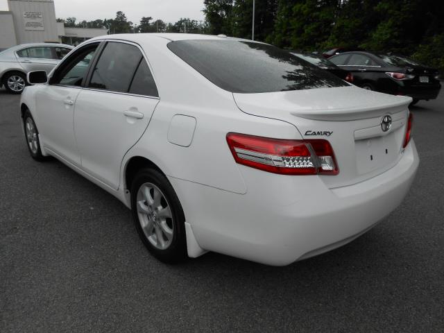 Toyota Camry 2010 photo 6