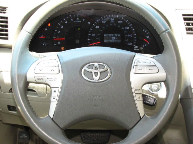 Toyota Camry 2010 photo 4