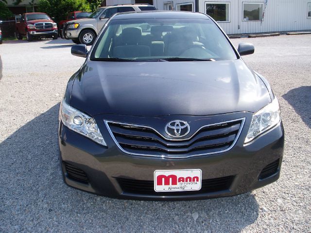 Toyota Camry 2010 photo 1