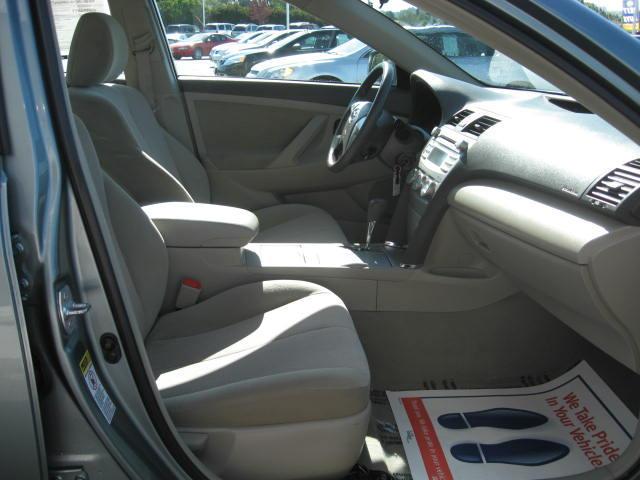 Toyota Camry 2010 photo 2