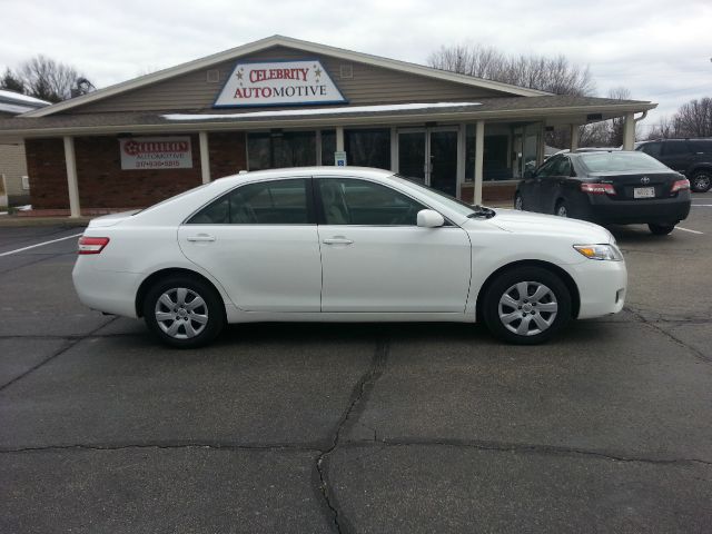 Toyota Camry Limited 3.0R VDC AWD Wagon Sedan