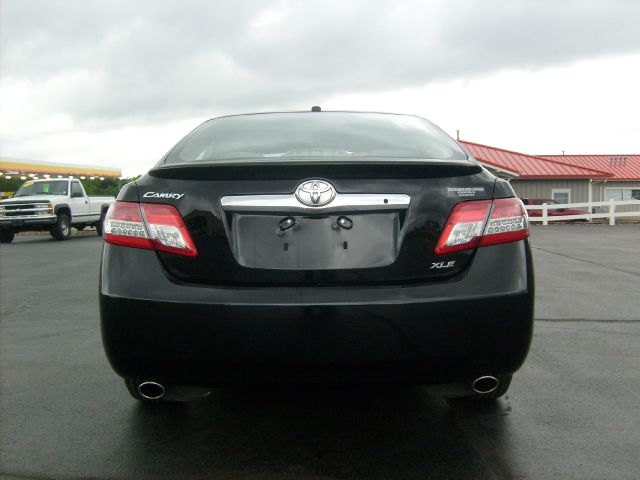 Toyota Camry 2010 photo 2