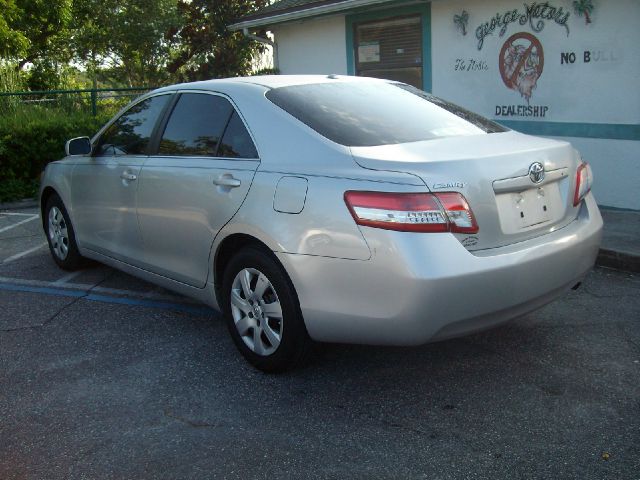 Toyota Camry 2010 photo 2