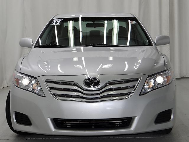 Toyota Camry 2011 photo 2