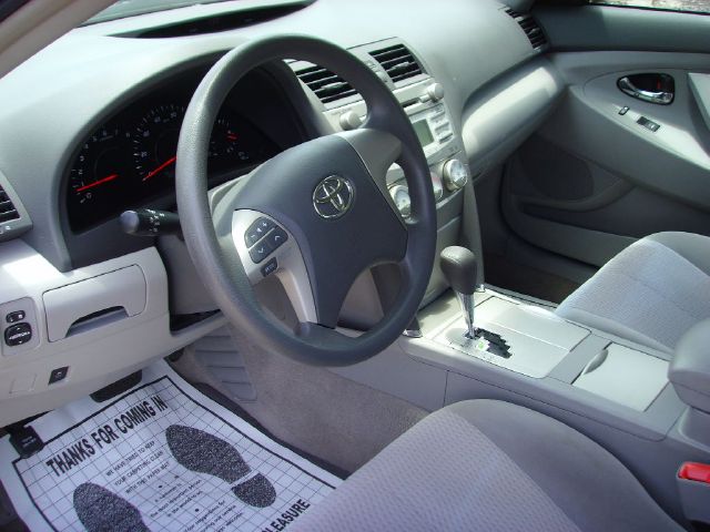 Toyota Camry 2011 photo 18