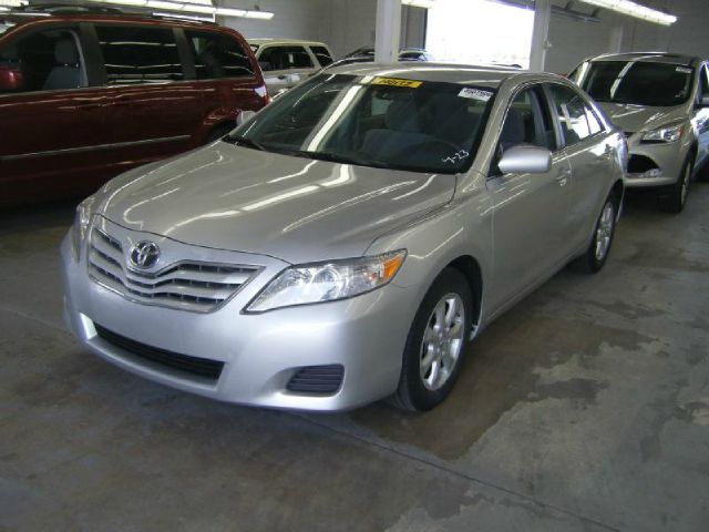 Toyota Camry 2011 photo 2