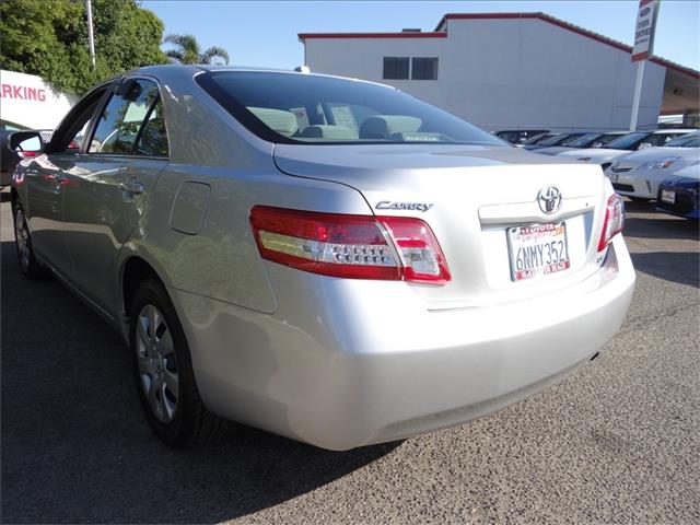 Toyota Camry 2011 photo 2