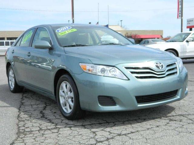 Toyota Camry 2011 photo 2