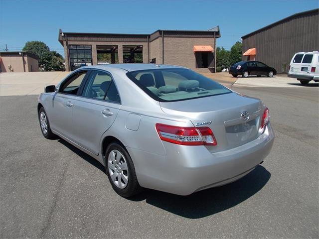 Toyota Camry 2011 photo 2