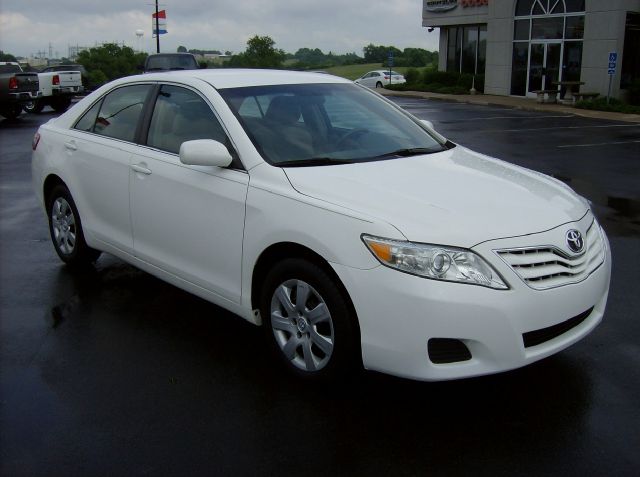 Toyota Camry 2011 photo 1