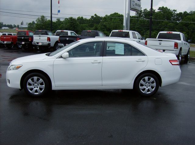 Toyota Camry 2011 photo 9