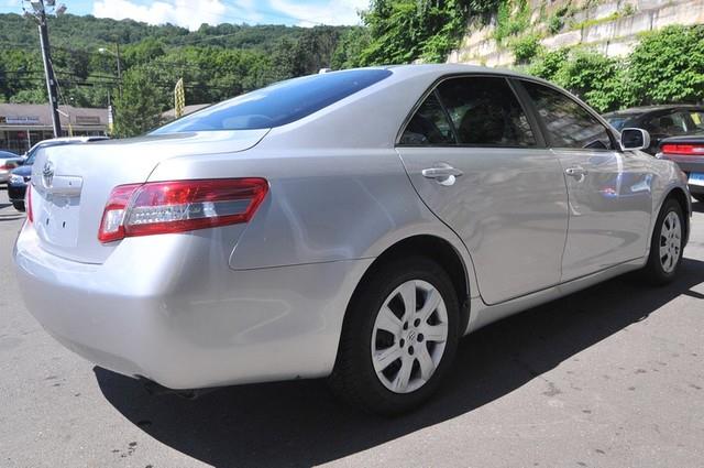 Toyota Camry 2011 photo 1