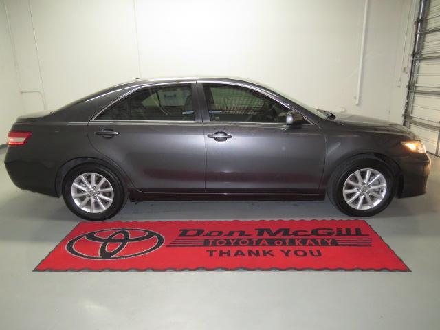 Toyota Camry 2011 photo 1