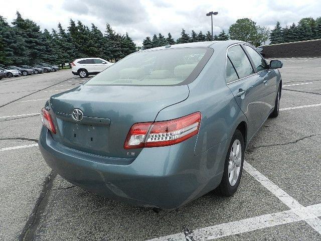 Toyota Camry 2011 photo 23