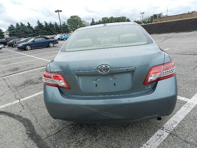 Toyota Camry 2011 photo 24