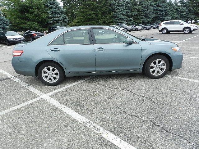 Toyota Camry 2011 photo 7