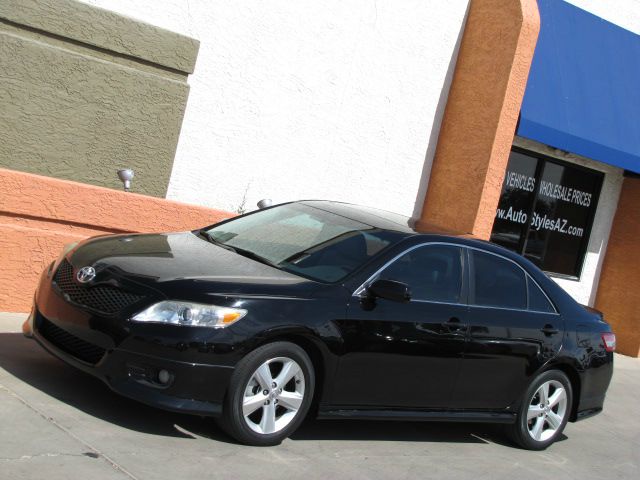 Toyota Camry 2011 photo 1