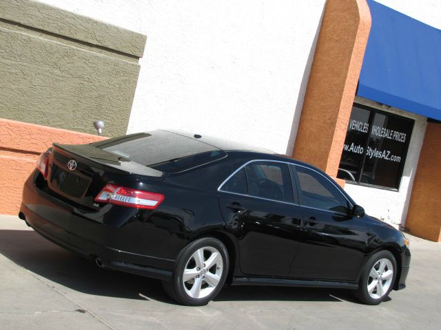 Toyota Camry 2011 photo 2