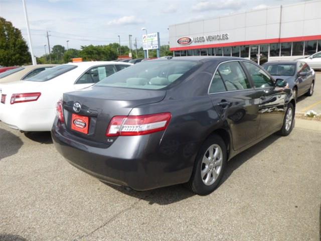 Toyota Camry 2011 photo 1