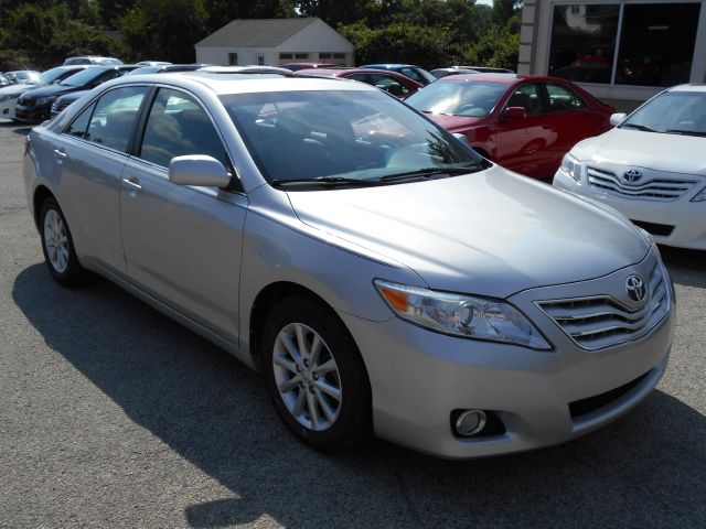 Toyota Camry 2011 photo 2