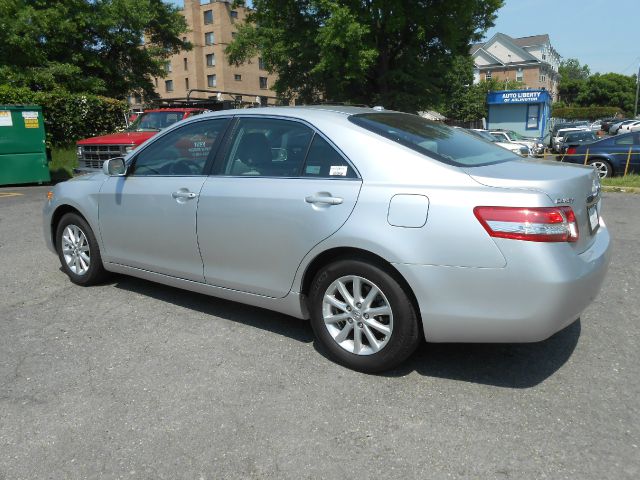 Toyota Camry 2011 photo 1