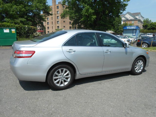 Toyota Camry 2011 photo 8